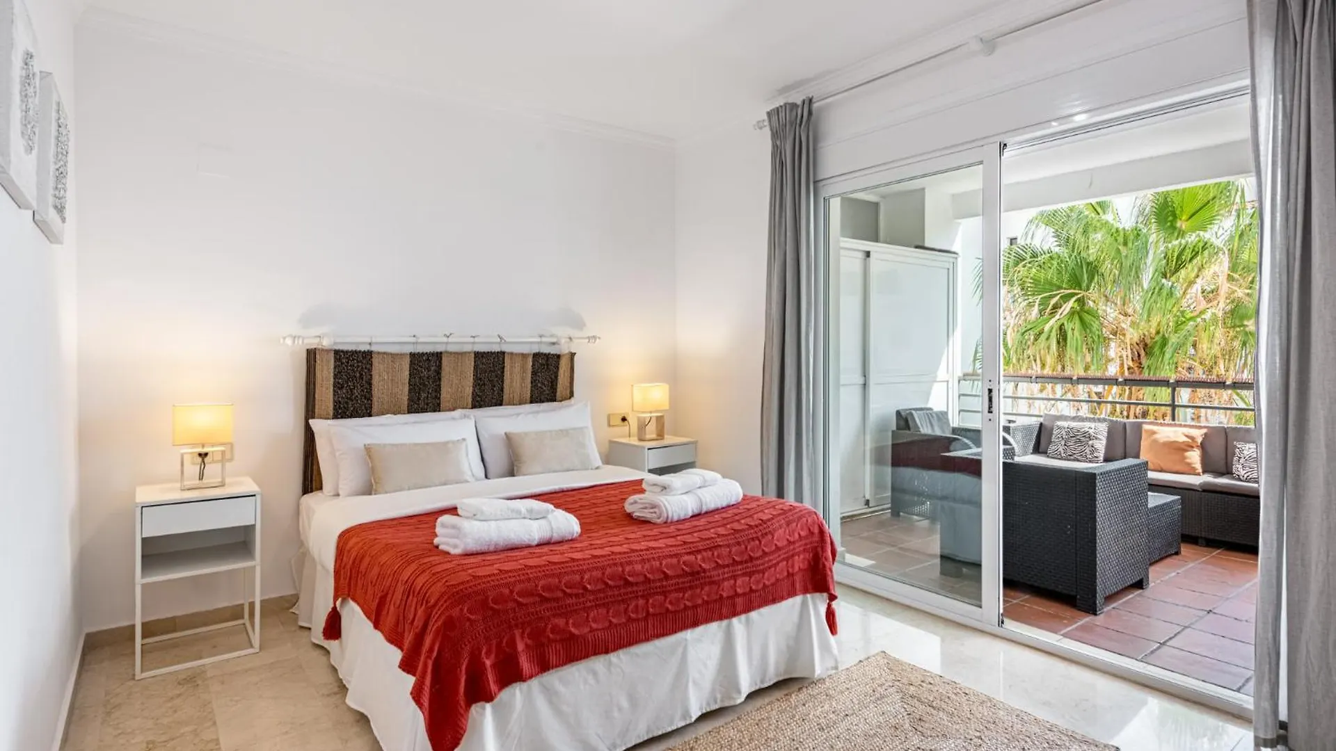 Terrazas De Banus, Best Location ماربيا